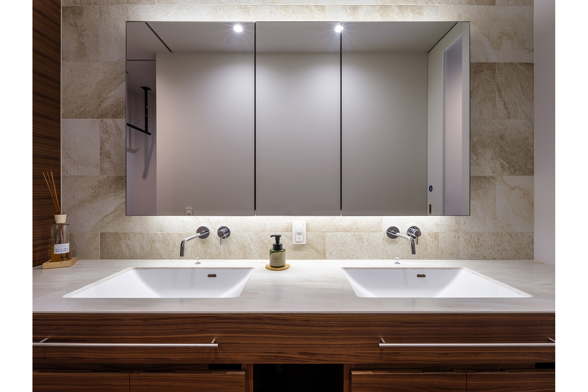 Spread_PowderRoom