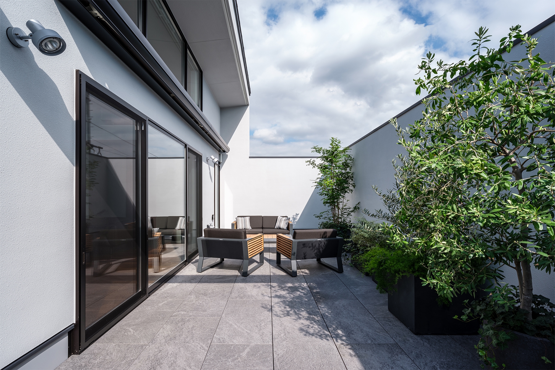 Spread_Terrace